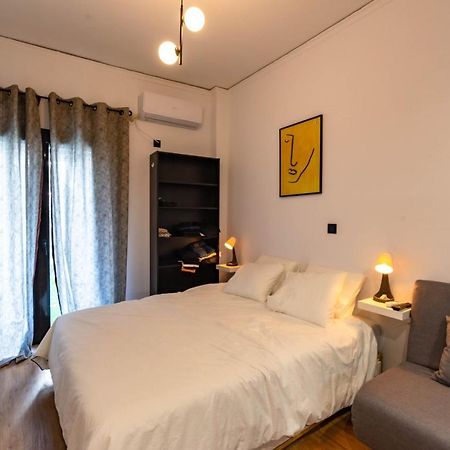 Neos_Kosmos_House Apartment Athena Bagian luar foto
